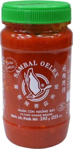 [ 245g ] FLYING GOOSE Sambal Oelek Chilipaste Mit Extra Knoblauch / Extra Garlic
