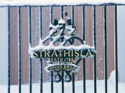 Chivas Regal 12 Years Old Scotch Whisky 40% 1,0L -Haribo || Tassimo || Senseo Verkaufsgeschäft 23dbf28a6cf6427de33902dce134235a