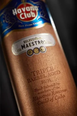 Havana Club Selección De Maestros Triple Barrel Aged Rum In Geschenkpackung Kuba | 45 % Vol | 0,7 L 20 Havana Club Selección De Maestros Triple Barrel Aged Rum In Geschenkpackung Kuba | 45 % Vol | 0,7 L -Haribo || Tassimo || Senseo Verkaufsgeschäft d213a5ed7ce5bb3e2a2e38221d64bfa1