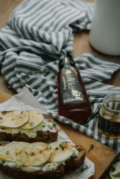 Kretischer Thymianhonig 950g Im Glas Aus Kreta Von Maragkakis Family. Reichhaltiger Geschmack, Weiche Textur. Honig Vom Imker In 4. Generation 18 Kretischer Thymianhonig 950g Im Glas Aus Kreta Von Maragkakis Family. Reichhaltiger Geschmack, Weiche Textur. Honig Vom Imker In 4. Generation -Haribo || Tassimo || Senseo Verkaufsgeschäft d21aaf5591fbdb034b880977b8265f21